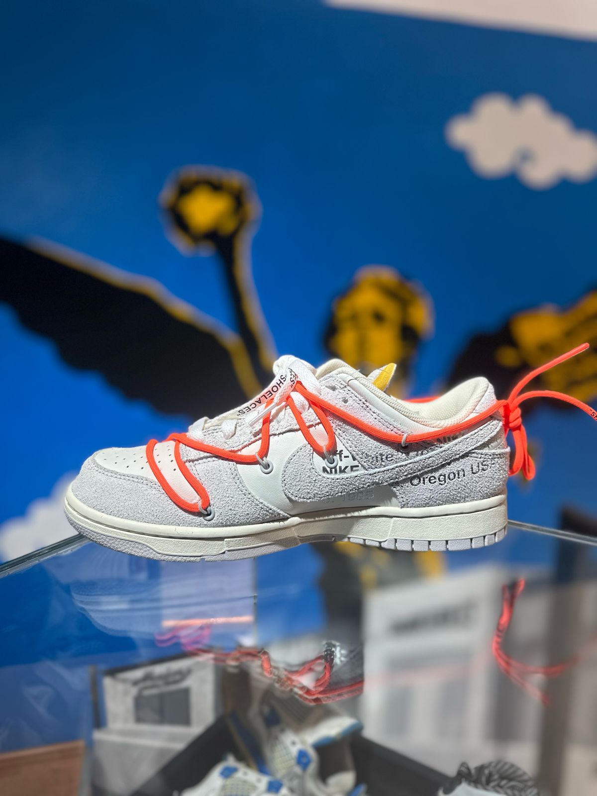 DUNK LOW X OFF WHITE LOT 11