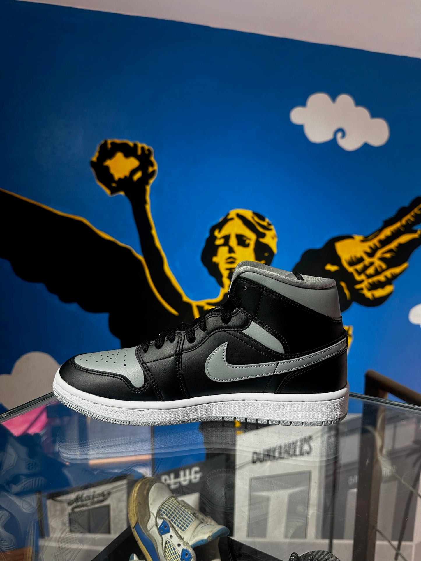 JORDAN 1 MID SHADOW