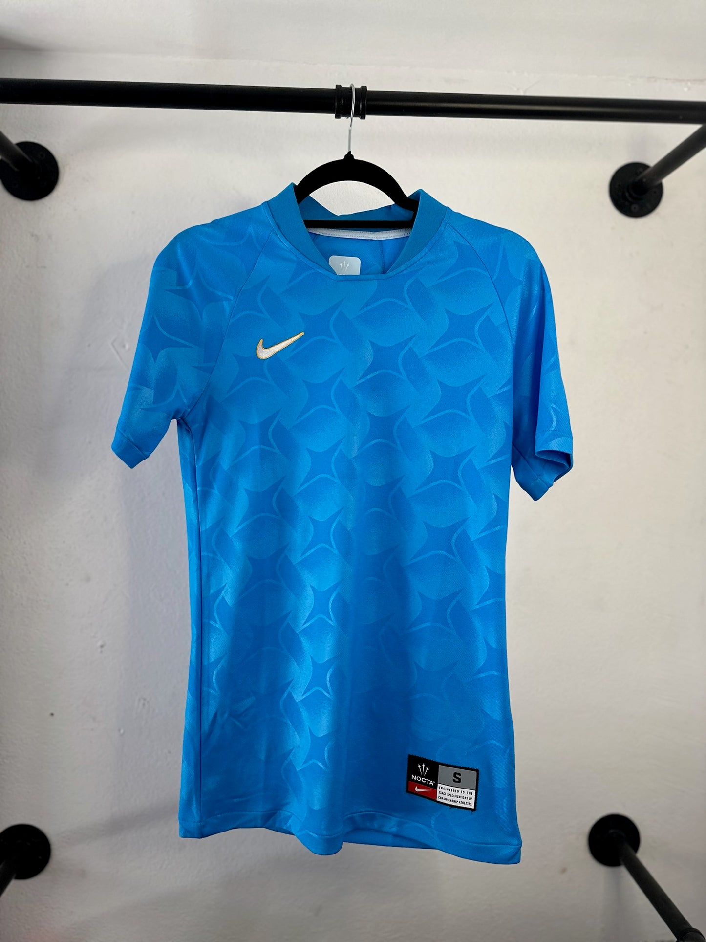 PLAYERA NOCTA SPORT AZUL