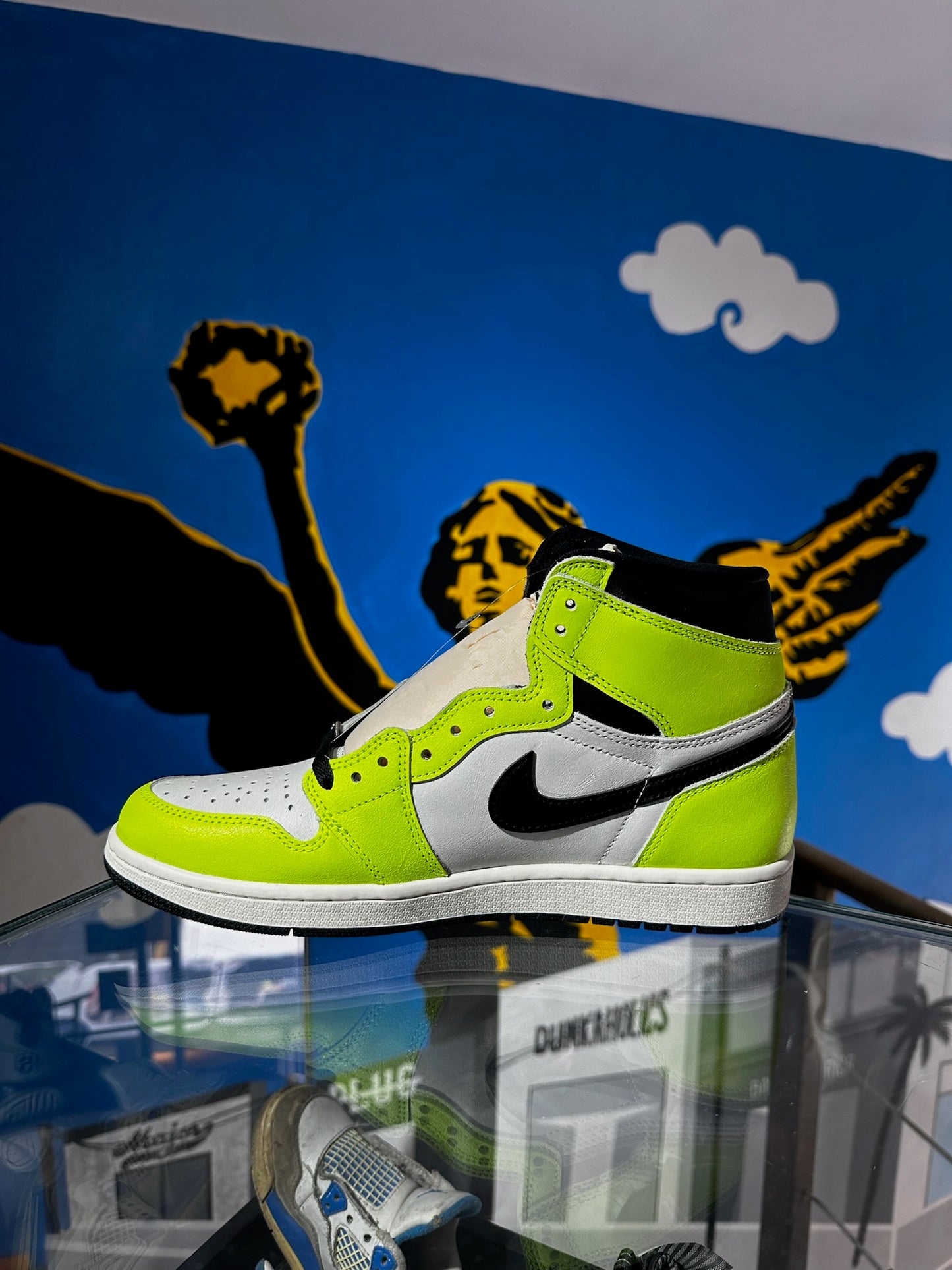 JORDAN 1 HIGH VOLT