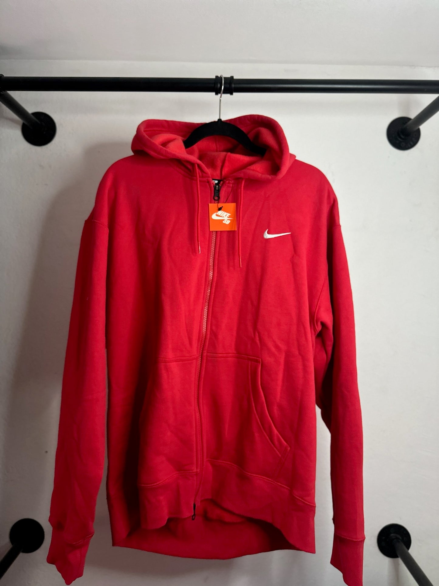 NIKE SUDADERA ROJA SB