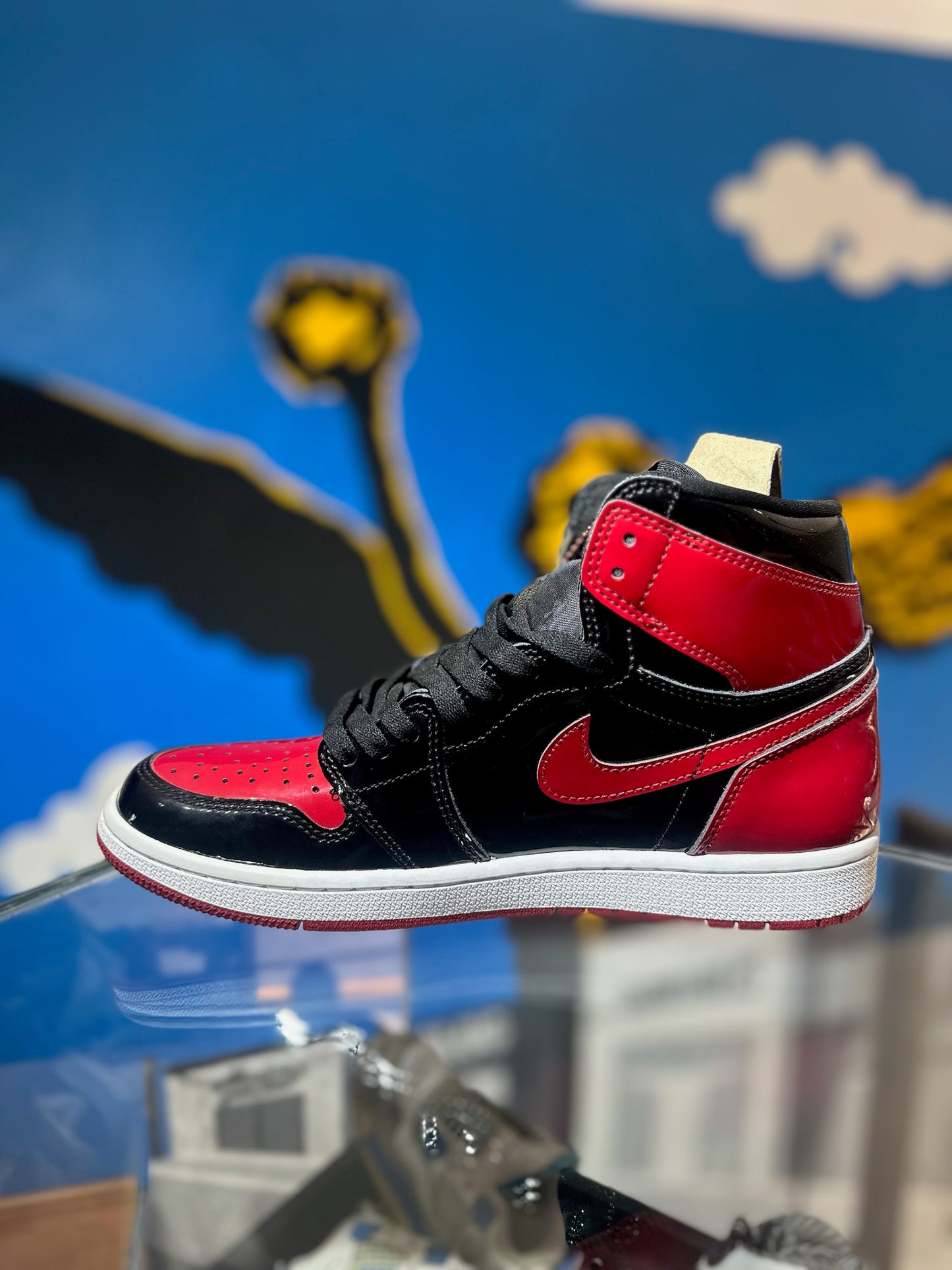 AIR JORDAN 1 PATENT BRED